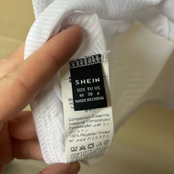 2/$20❤️- SHIRT | Women’s Shein athletic top size medium - Picture 7 of 7